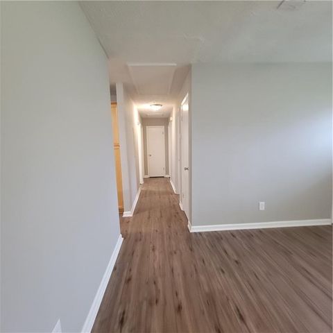 77 Pierce Road, Hiram, GA 30141