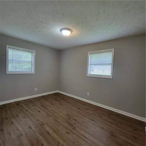 77 Pierce Road, Hiram, GA 30141