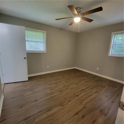 77 Pierce Road, Hiram, GA 30141