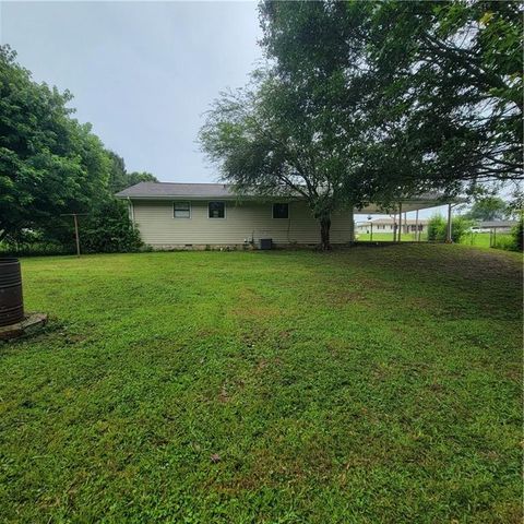 77 Pierce Road, Hiram, GA 30141