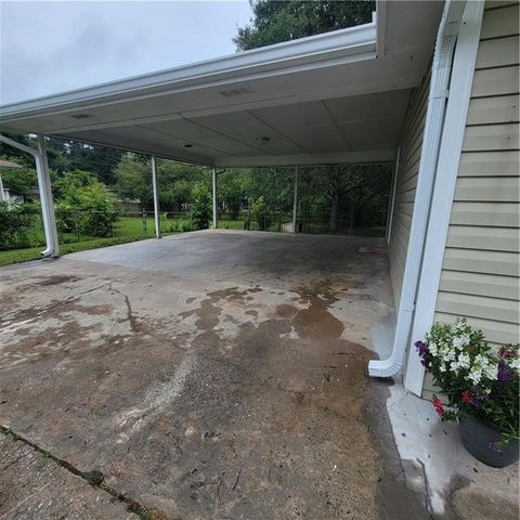 77 Pierce Road, Hiram, GA 30141