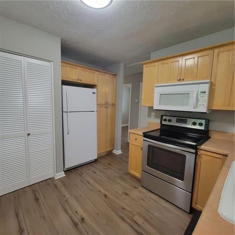 77 Pierce Road, Hiram, GA 30141