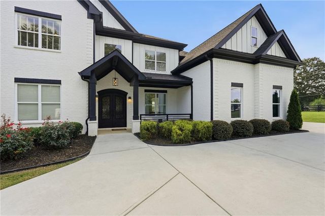 3420 Old Oaks Road, Buford, GA 30519
