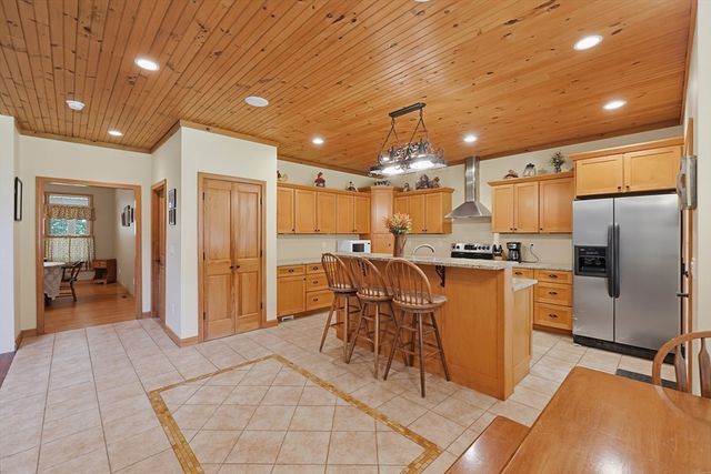 38 Orchard, Blackstone, MA 01504