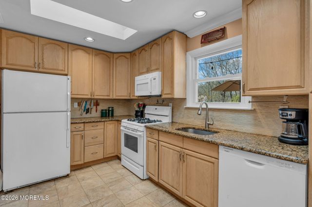 11 Partree Road, Jackson, NJ 08527