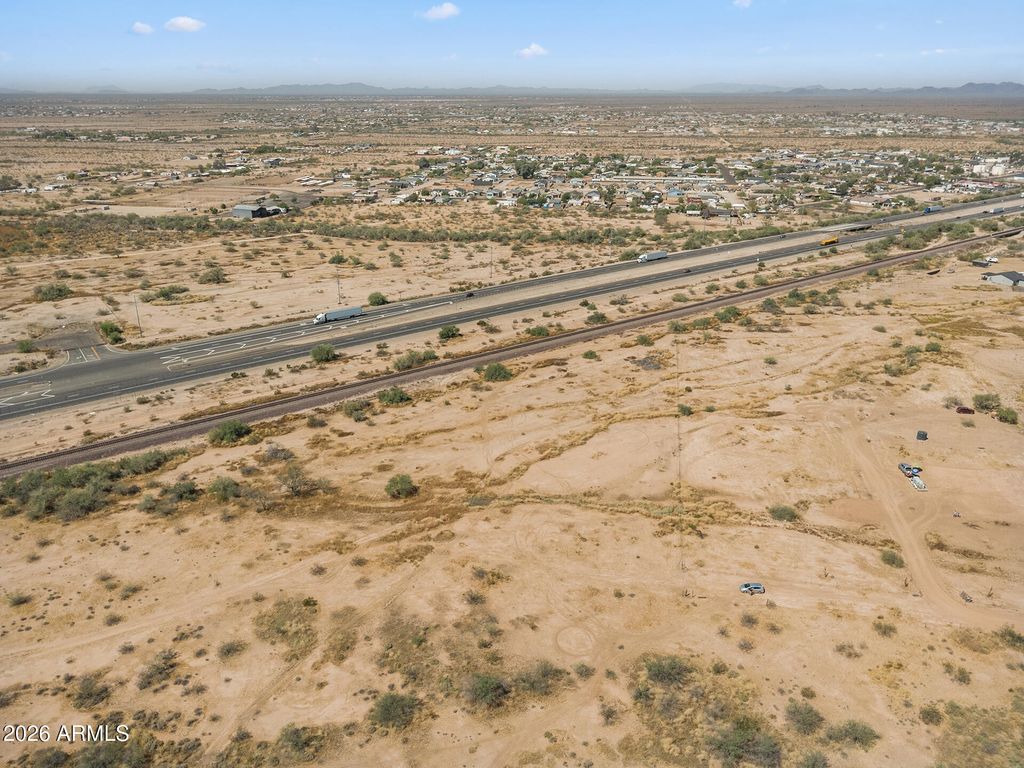 32020 N 213TH Avenue -, Wittmann, AZ 85361 — exterior