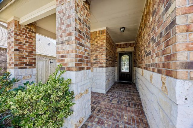 9306 Rustic Bay Court, Cypress, TX 77433