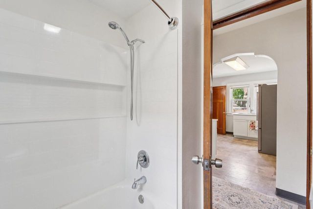3317 S 6th STREET, Milwaukee, WI 53215