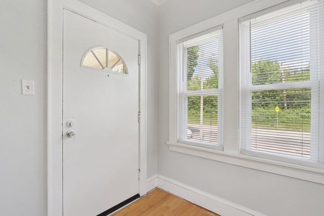 3317 S 6th STREET, Milwaukee, WI 53215