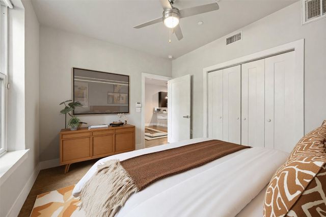 2804 Treble LN 902, Austin, TX 78704