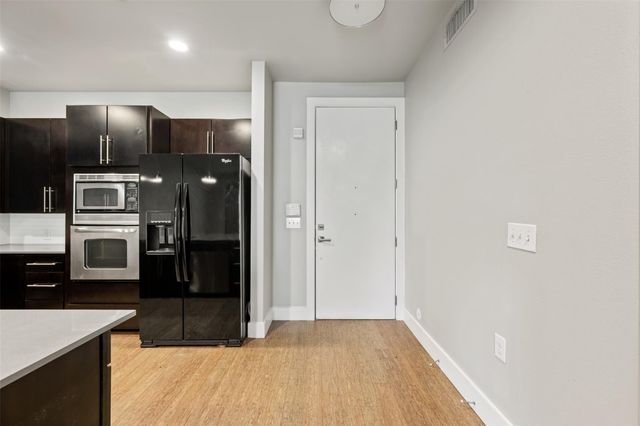 2804 Treble LN 902, Austin, TX 78704