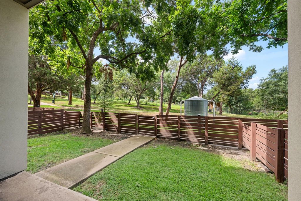 2804 Treble LN 902, Austin, TX 78704