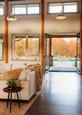 1248 Albany Post Road, Gardiner, NY 12525