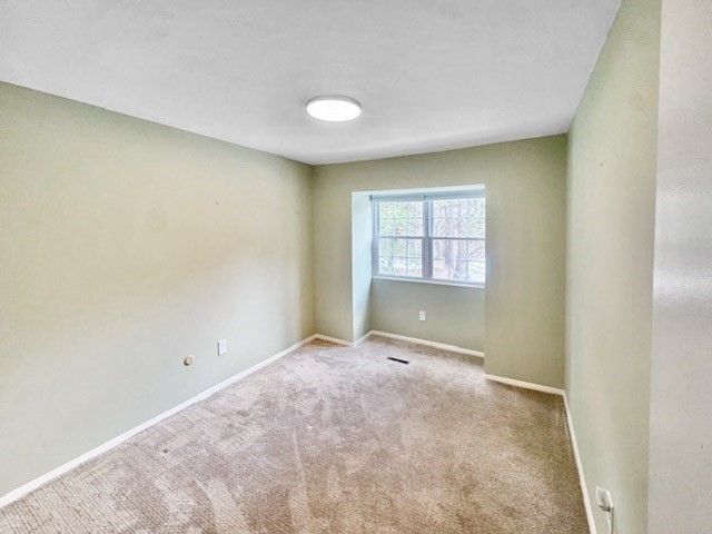 418 Edgebrook Dr 418, Boylston, MA 01505