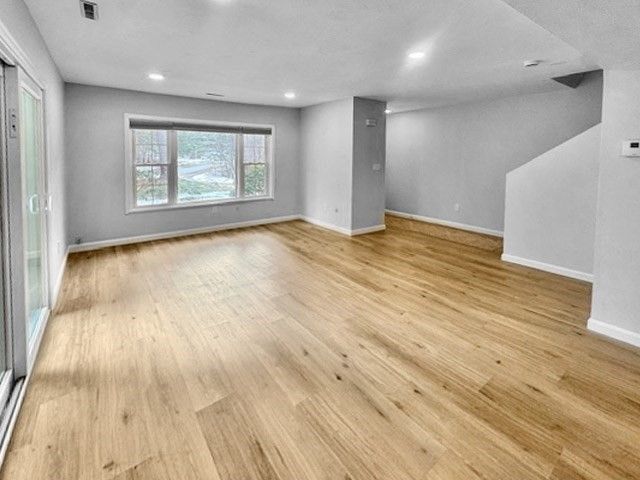 418 Edgebrook Dr 418, Boylston, MA 01505