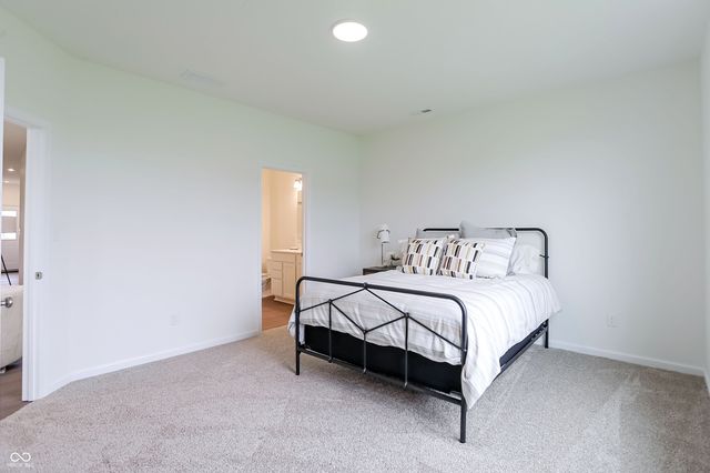 2038 Frost Line Lane, Greenfield, IN 46140
