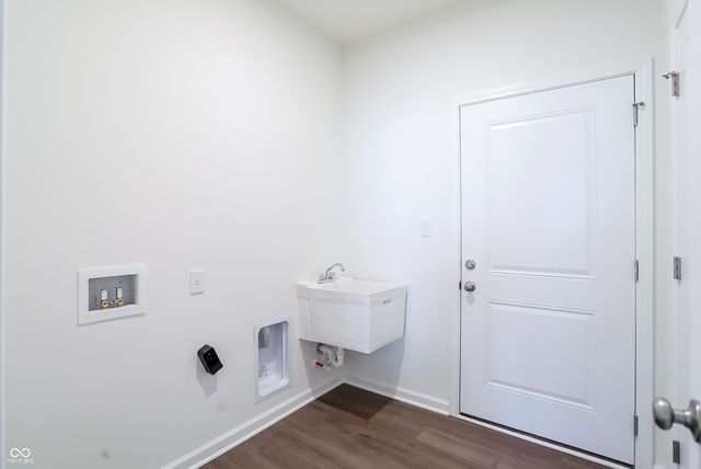 2038 Frost Line Lane, Greenfield, IN 46140