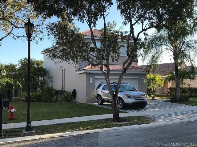 4360 Dogwood Circle, Weston, FL 33331