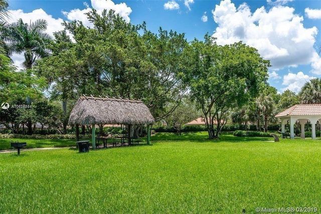 4360 Dogwood Circle, Weston, FL 33331