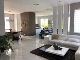 4360 Dogwood Circle, Weston, FL 33331