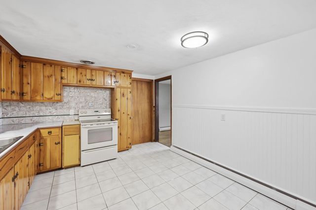 59 Washington Ave, South Hadley, MA 01075