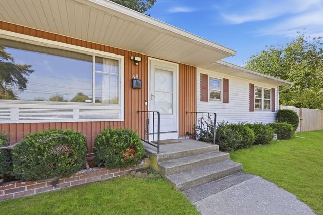 59 Washington Ave, South Hadley, MA 01075
