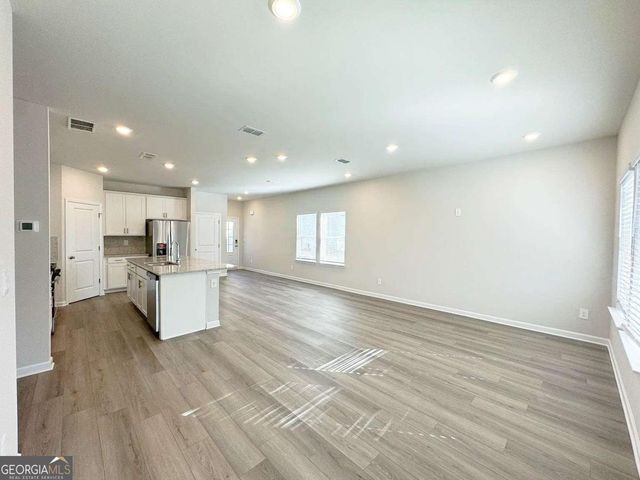 4264 Holland Grove R, Lawrenceville, GA 30044