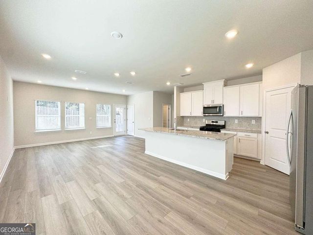 4264 Holland Grove R, Lawrenceville, GA 30044