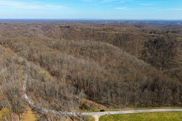 7860 Aunt Helen Rd, Silver Point, TN 38582