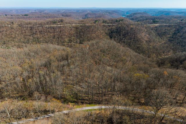 7860 Aunt Helen Rd, Silver Point, TN 38582