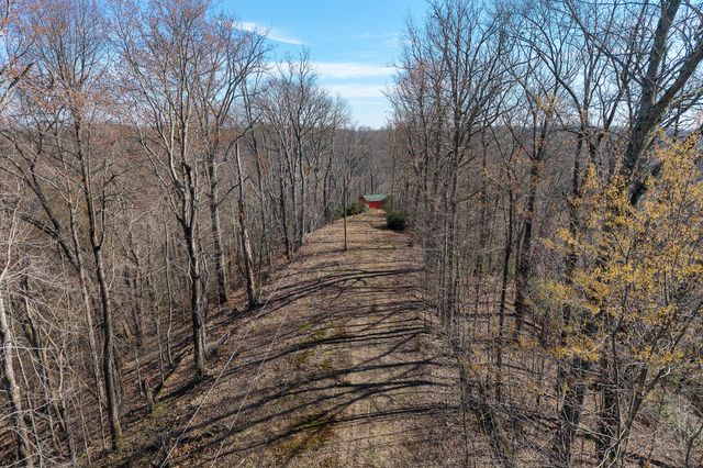 7860 Aunt Helen Rd, Silver Point, TN 38582