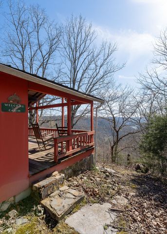 7860 Aunt Helen Rd, Silver Point, TN 38582