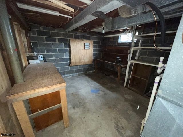412 2Nd St, Middlesex Boro, NJ 08846