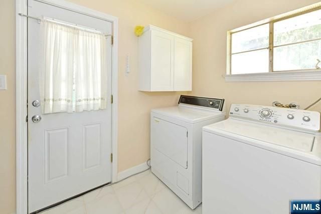 89 Crescent Avenue, Wyckoff, NJ 07481