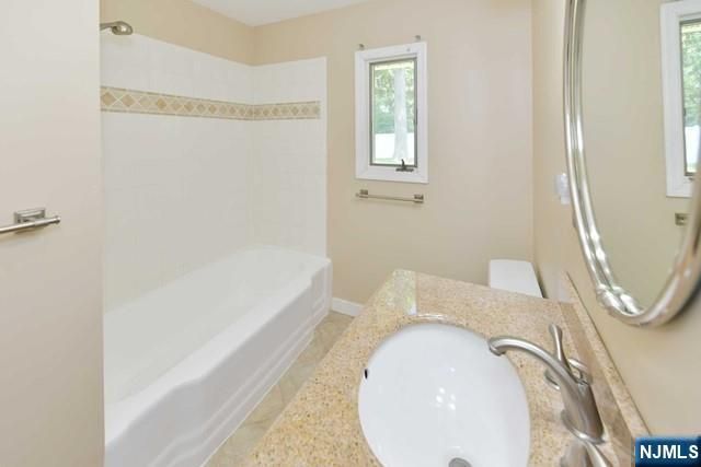 89 Crescent Avenue, Wyckoff, NJ 07481