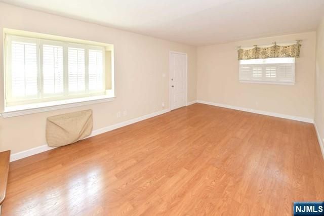 89 Crescent Avenue, Wyckoff, NJ 07481