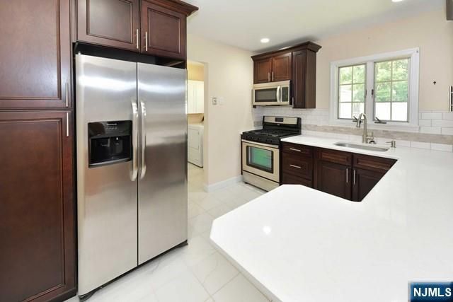 89 Crescent Avenue, Wyckoff, NJ 07481