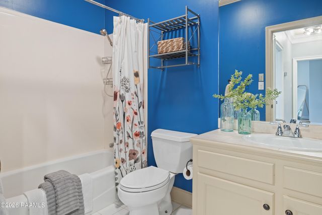 202 Ashland Park Drive, Lafayette, LA 70508