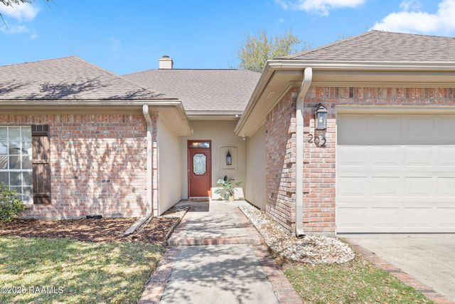 202 Ashland Park Drive, Lafayette, LA 70508