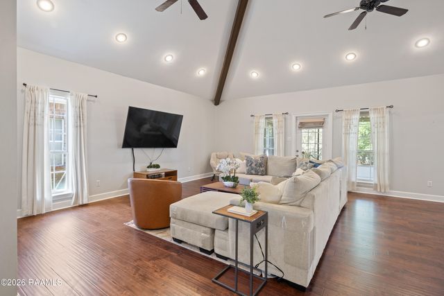 202 Ashland Park Drive, Lafayette, LA 70508