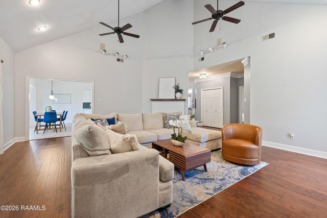 202 Ashland Park Drive, Lafayette, LA 70508