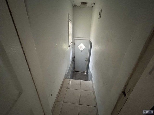 105 10th Street, Passaic, NJ 07055