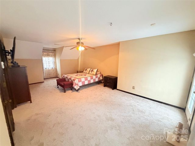 709 Woodside Drive, Kings Mountain, NC 28086