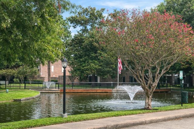 5801 Lumberdale Road 165, Houston, TX 77092