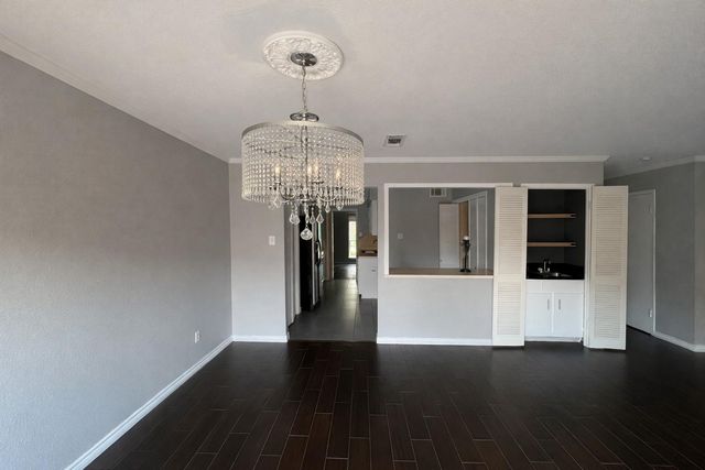 5801 Lumberdale Road 165, Houston, TX 77092