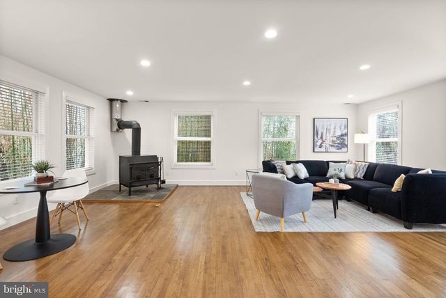 6523 79TH PL, Cabin John, MD 20818