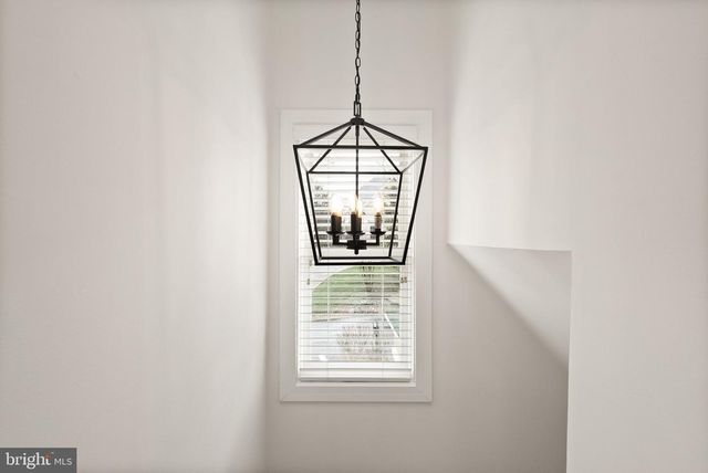 6523 79TH PL, Cabin John, MD 20818