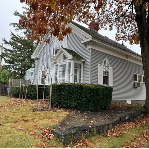 61 Academy St, Fitchburg, MA 01420