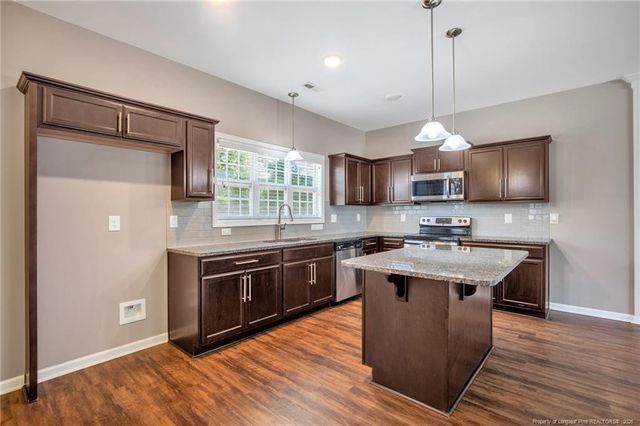2279 Lakewell Circle, Fayetteville, NC 28306