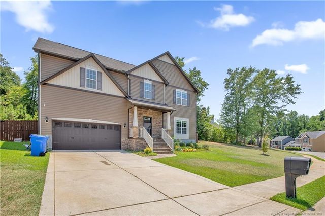 2279 Lakewell Circle, Fayetteville, NC 28306